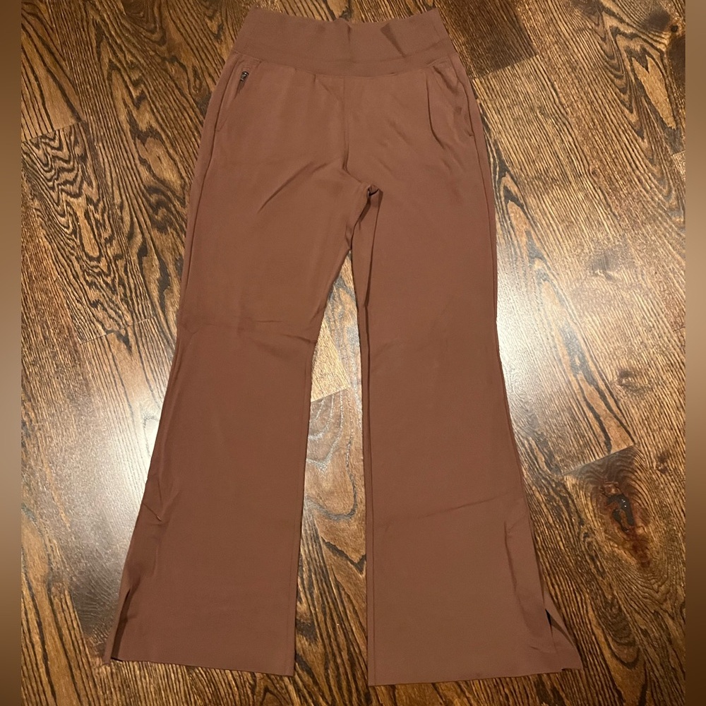 Athleta Flare Pants in Brown – Size Small